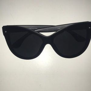 Women’s UV400 protection sunglasses